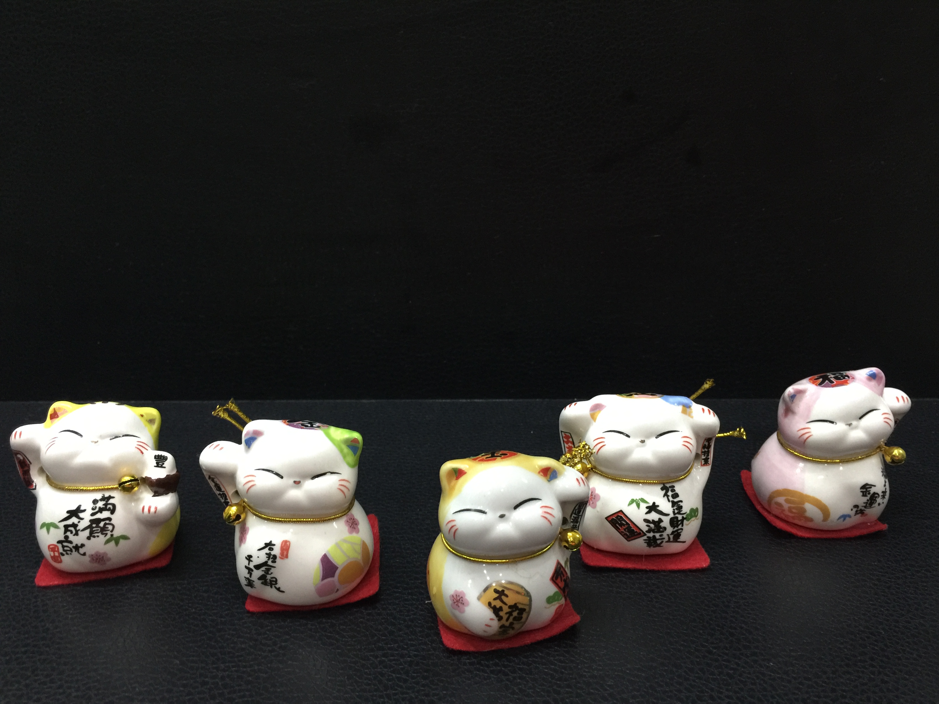 Bộ 5 chú mèo &quot;thần tài&quot; - Maneki Neko - bằng sứ cao cấp - Cỡ trung 01