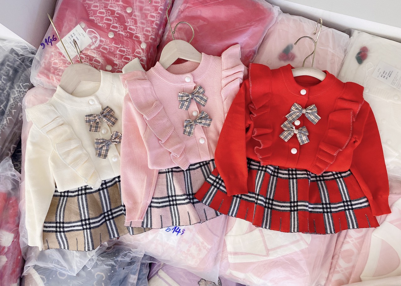 Set váy len bé gái. Đầm len cho bé 2-8 tuổi rời cổ bèo 2 nơ kẹp đanh sợi mềm mịn hàng Quảng Châu cao cấp