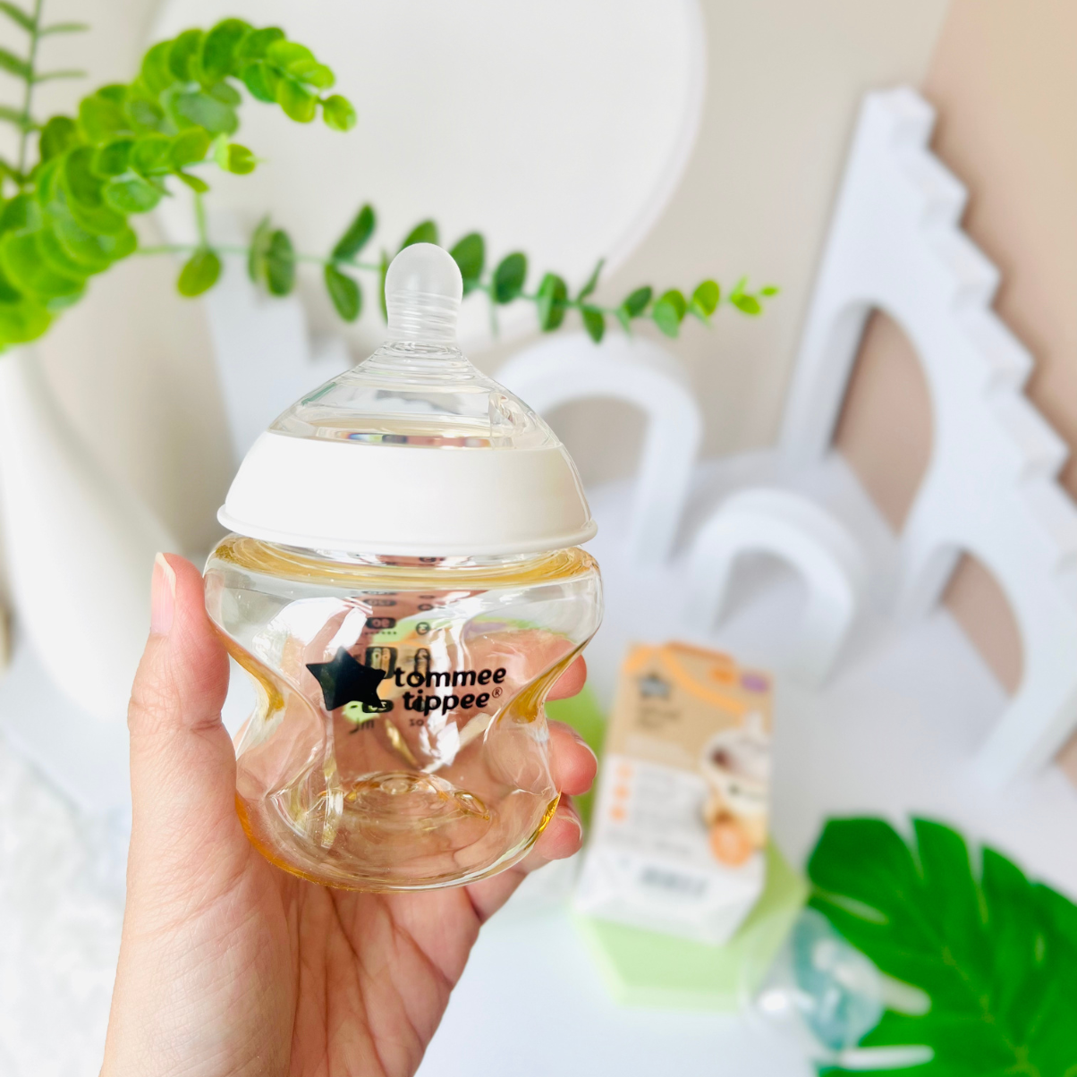 Bình Sữa PPSU Ty Siêu Mềm Tự Nhiên Tommee Tippee Natural Start 150ml, Núm Ty Của Bình 0-3 Tháng