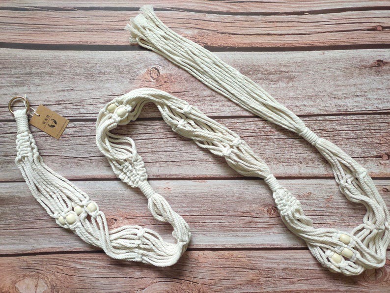 Dây treo Macrame handmade trang trí chậu cây cảnh 3 tầng . DT250321