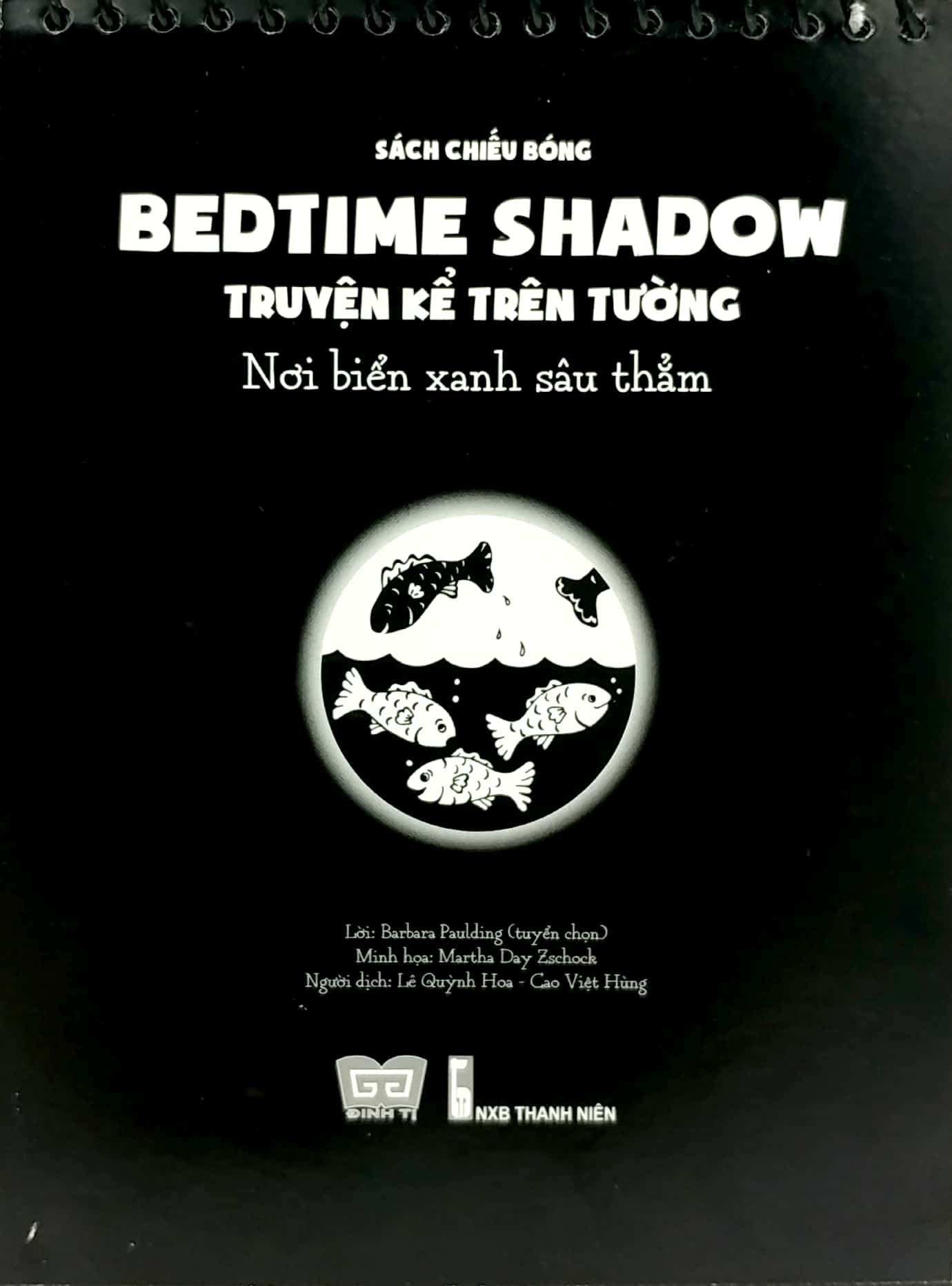 Sách Chiếu Bóng - Bedtime Shadow - Truyện Kể Trên Tường - Nơi Biển Xanh Sâu Thẳm