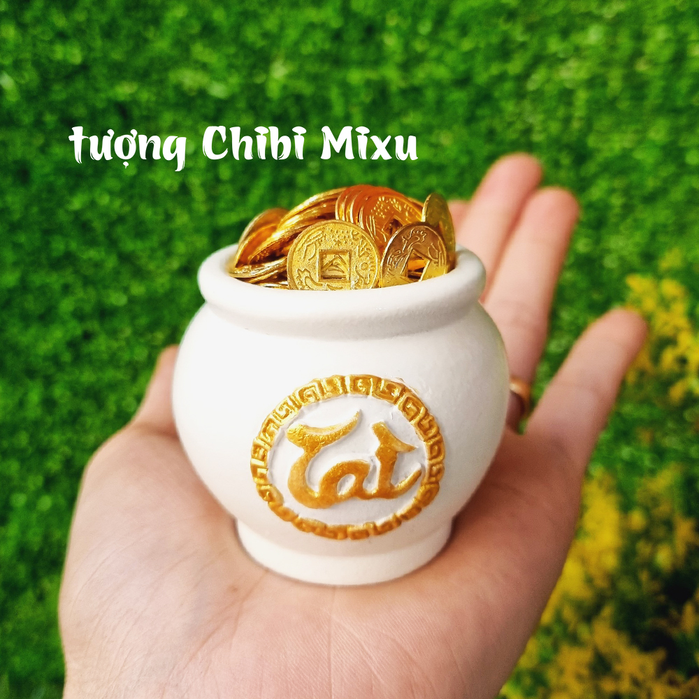 Chum vàng chữ TÀI / LỘC / PHÁT (gồm 1 chum trắng + 15 hạt gốm mèo + 100 xu vàng 13mm)