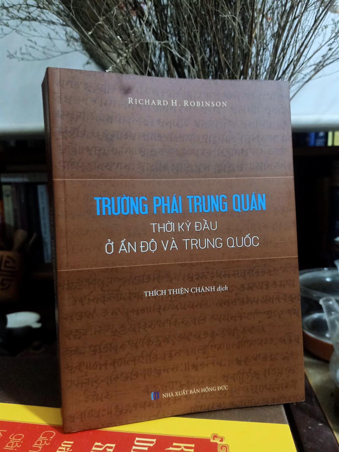 Trường Phái Trung Quán Thời Kỳ Đầu Ở Ấn Độ Và Trung Quốc