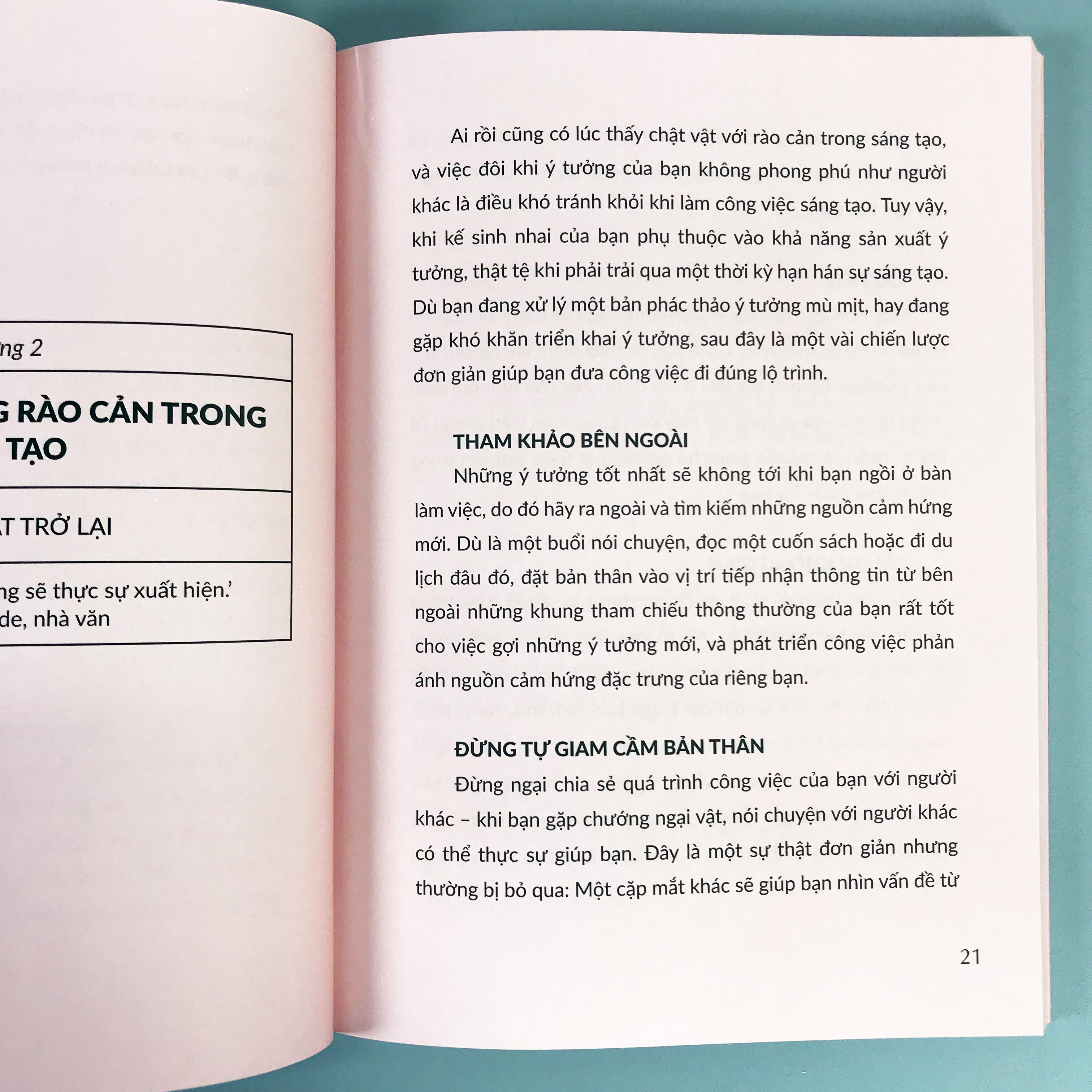 Combo 3 cuốn: Sách Đen - Bộ Công Cụ Của Phụ Nữ Thành Đạt + 8 Đặc Điểm Của Phụ Nữ Thành Đạt + Phụ nữ tuổi 20 thay đổi để thành công
