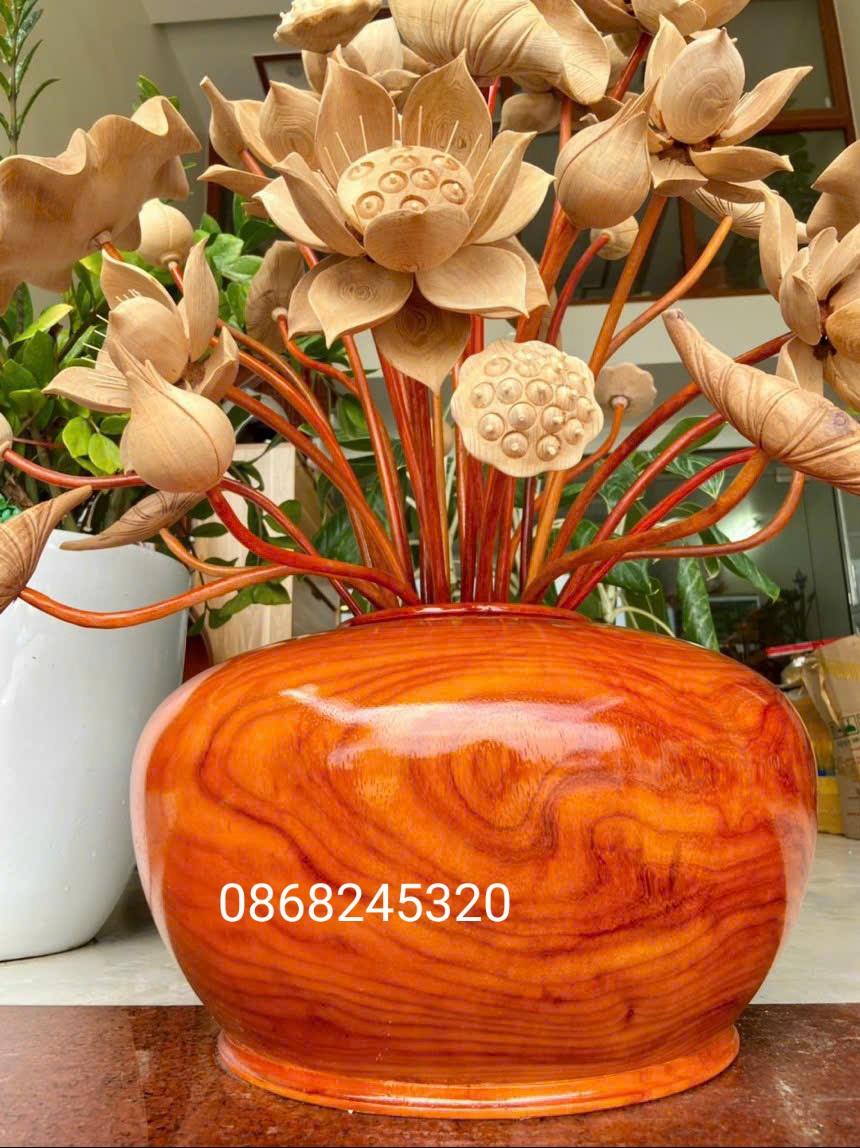 1 bình hoa sen phong thủy 32 cành ,bình cành gỗ hương , hoa lá ngọc am thơm nức kt cao 110×85cm