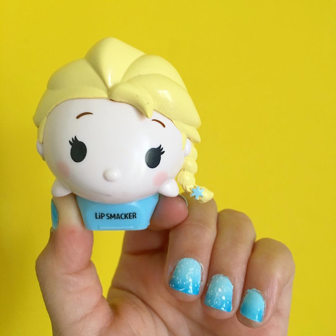 Lip Smacker - Son Disney Tsum Tsum Công Chúa Tuyết Elsa - Lip Smacker Disney Tsum Tsum Balm – Elsa Icy Snow Queen