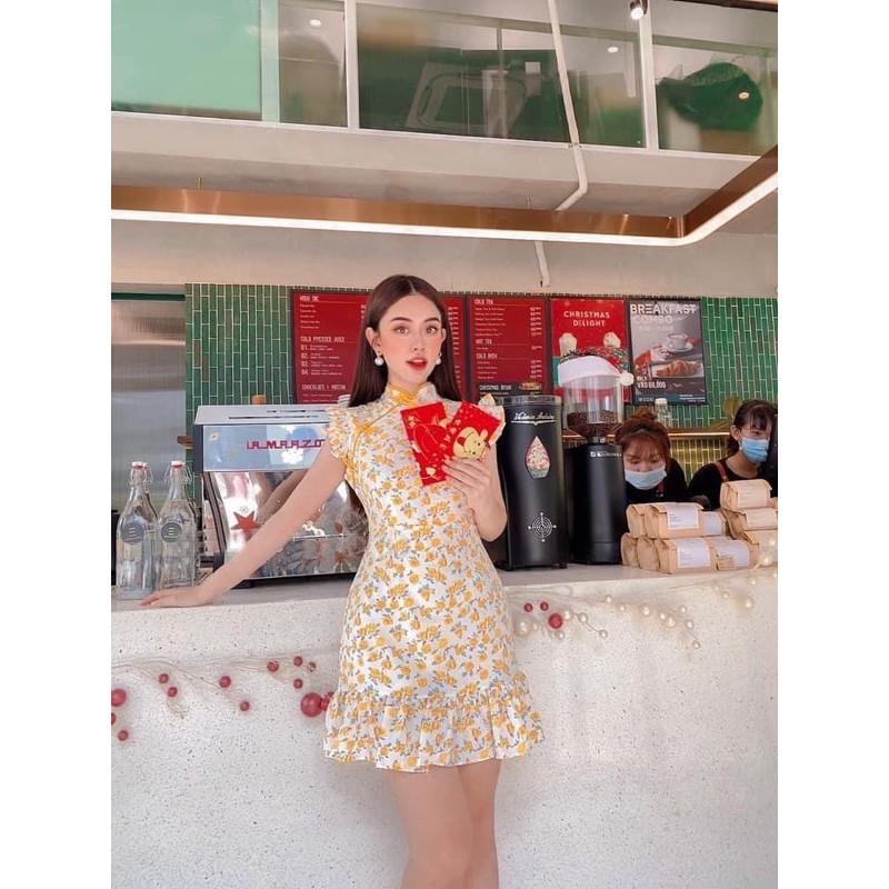 VÁY HOA VÀNG CỔ TÀU