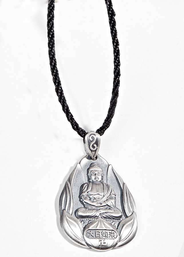 Mặt Dây Chuyền Bạc Đại Nhật Như Lai Tuổi Mùi, Thân Ngọc Quý Gemstones