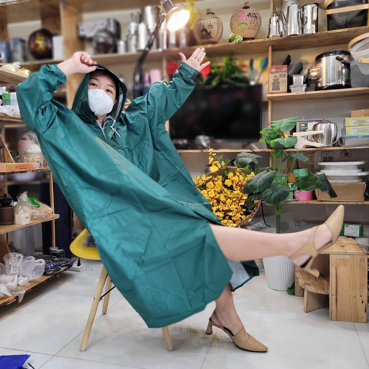 Áo Mưa Bít Cá Dây kéo+ Có nút 1m2 -HÀNG TỐT, DÀY giúp giữ ấm khi đi mưa,vải da cá siêu bền .Nhiều màu, hàng đặt gia công