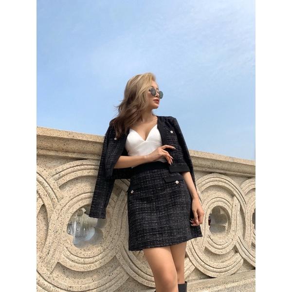 Chân váy chữ A đen vải