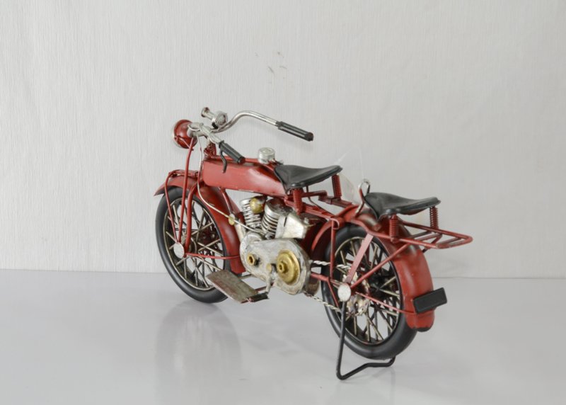 Mô hình Xe máy cổ Kim Loại trang trí, trưng bày/ Vintage Metal Motorcycle Handmade Decoration (1904E-7855)