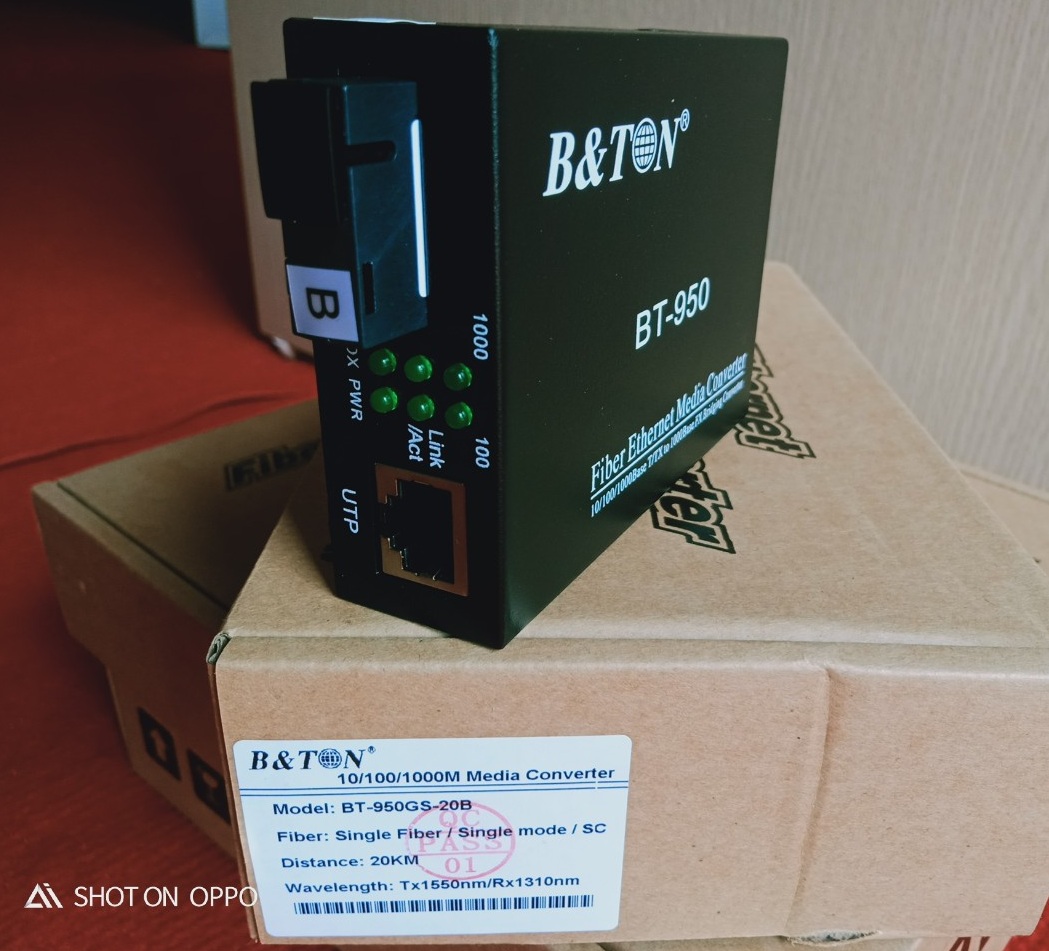Chuyển đổi quang điện 1 sợi B&TON mã BT-950GS-20B khoảng cách 20km 1G. Hàng chính hãng