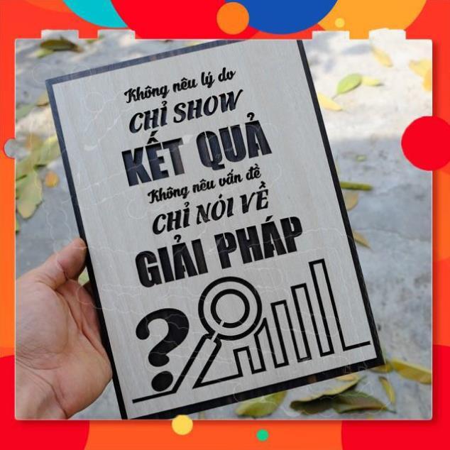 Tranh gỗ treo tường_Không nêu lí do chỉ show kết quả không nêu vấn để chỉ nói về giải pháp_CRN_01. Kích thước 54x40cm