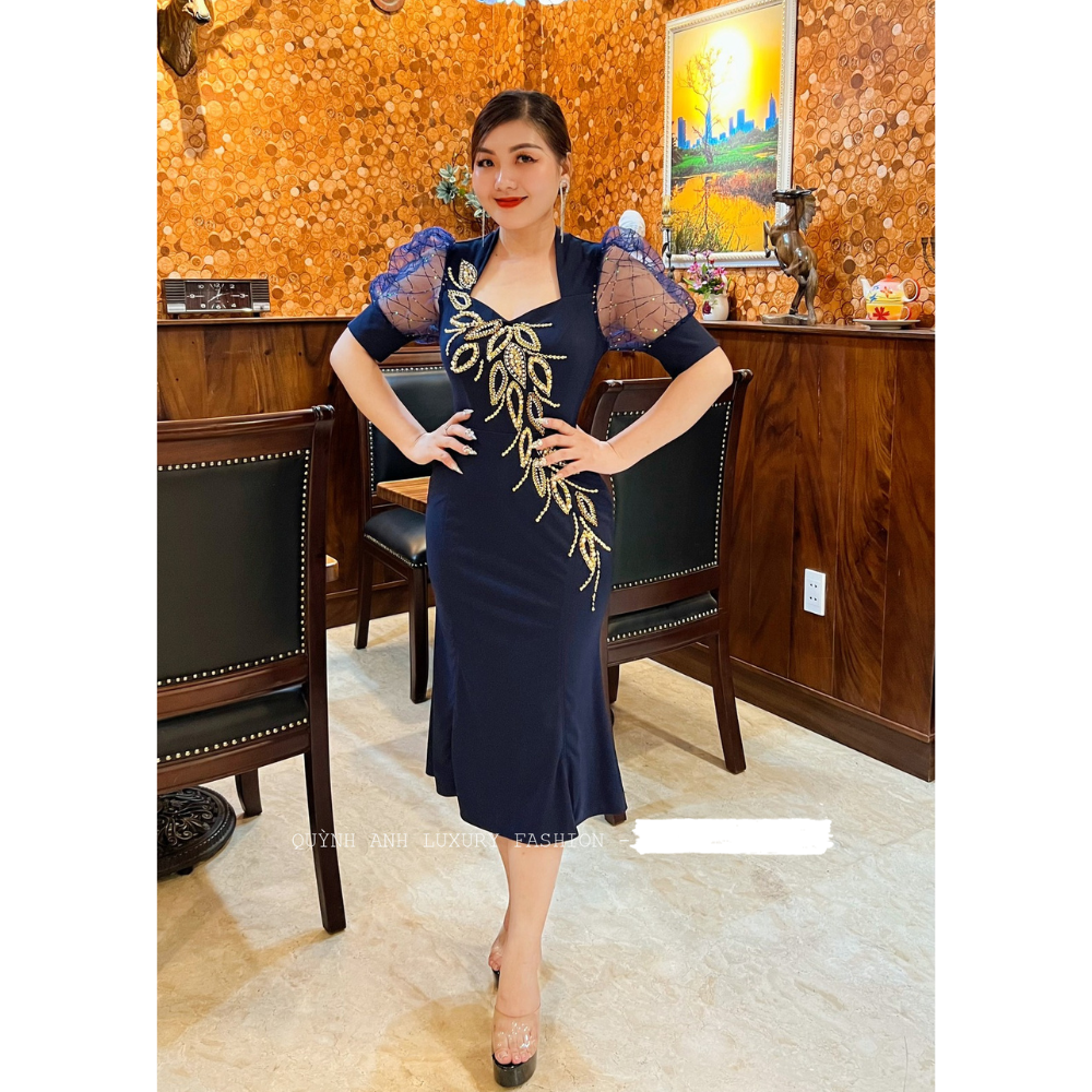 Đầm Body Nữ Hoàng Phối Lưới Đính Đá