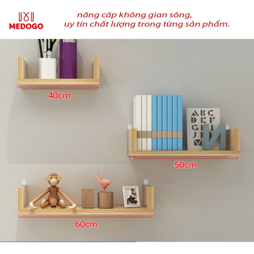 Thanh gỗ treo tường, kệ trang trí
