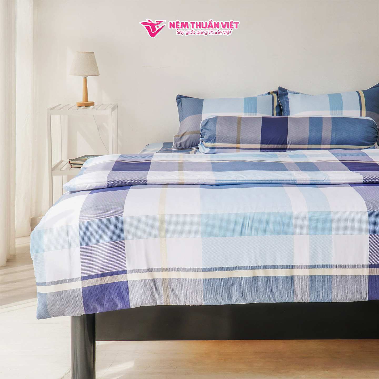 Bộ Ga 4 Món Tencel Thuần Việt - Bộ sản phẩm gồm 2 vỏ gối nằm, 1 vỏ gối ôm, 1 ga - Mã sản phẩm TVM10