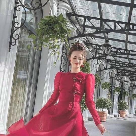 Áo Dài Cách Tân May Sẵn Voan Tơ 4 Tà, Tay Bồng Thời Trang Hot 2022