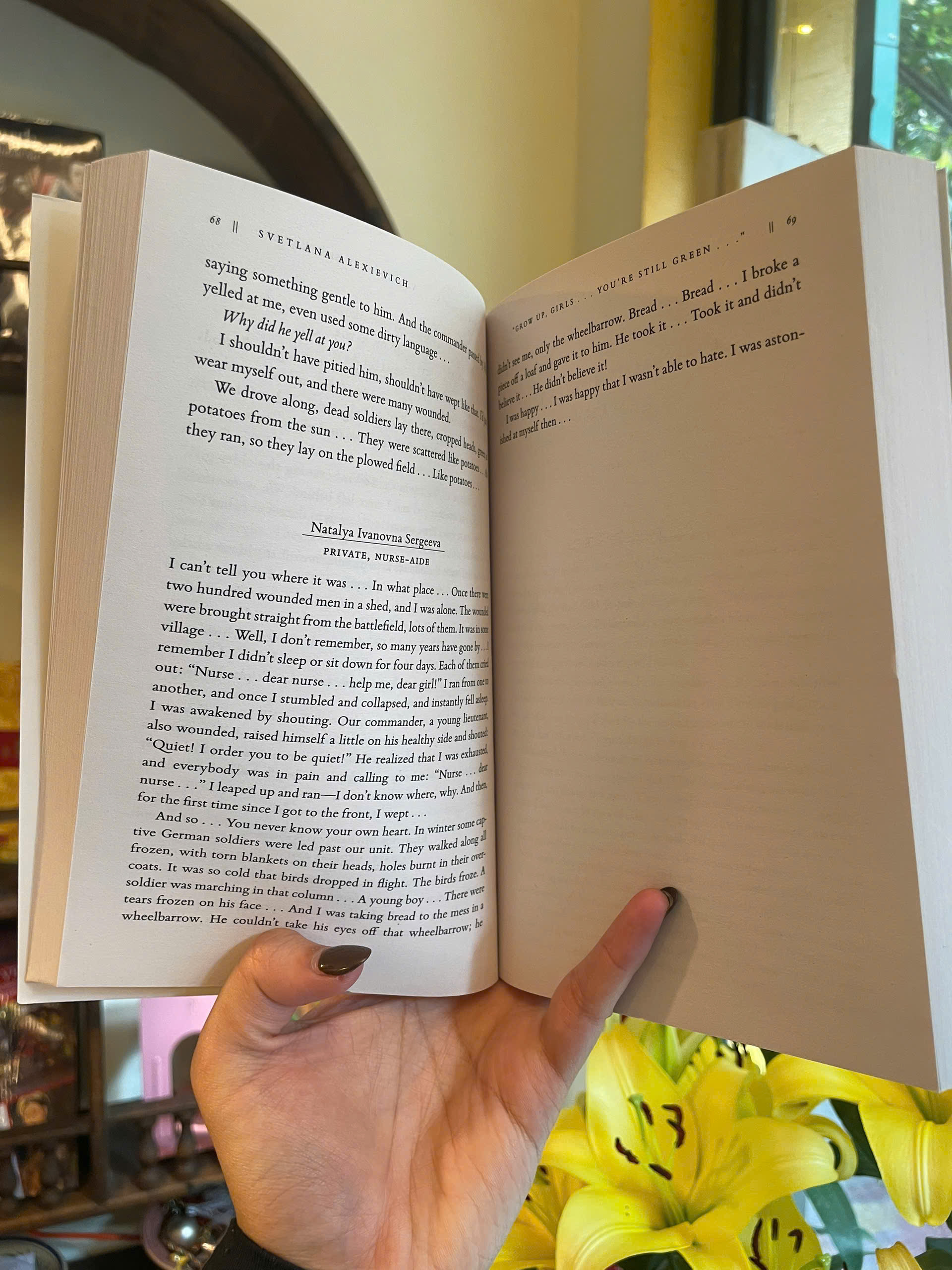 Sách - The Unwomanly Face of War by Svetlana Alexievich | History Nonfiction / Ngoại văn Lịch sử