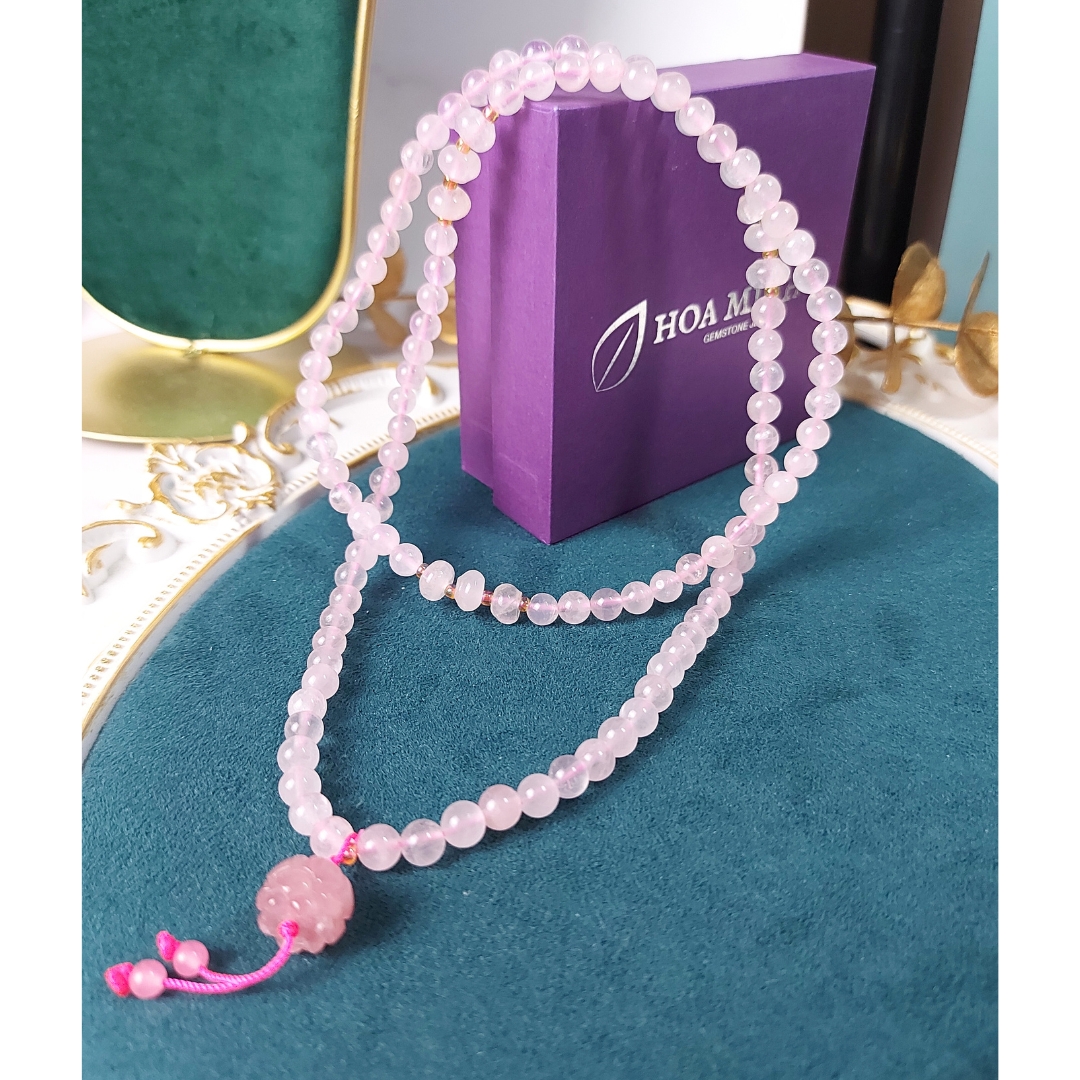 Vòng tay chuỗi 108 hạt Thạch Anh Hồng size 6 li phối hạt bánh xe, charm hoa sen đá thạch anh hồng cho phong thủy mệnh Hỏa, Thổ