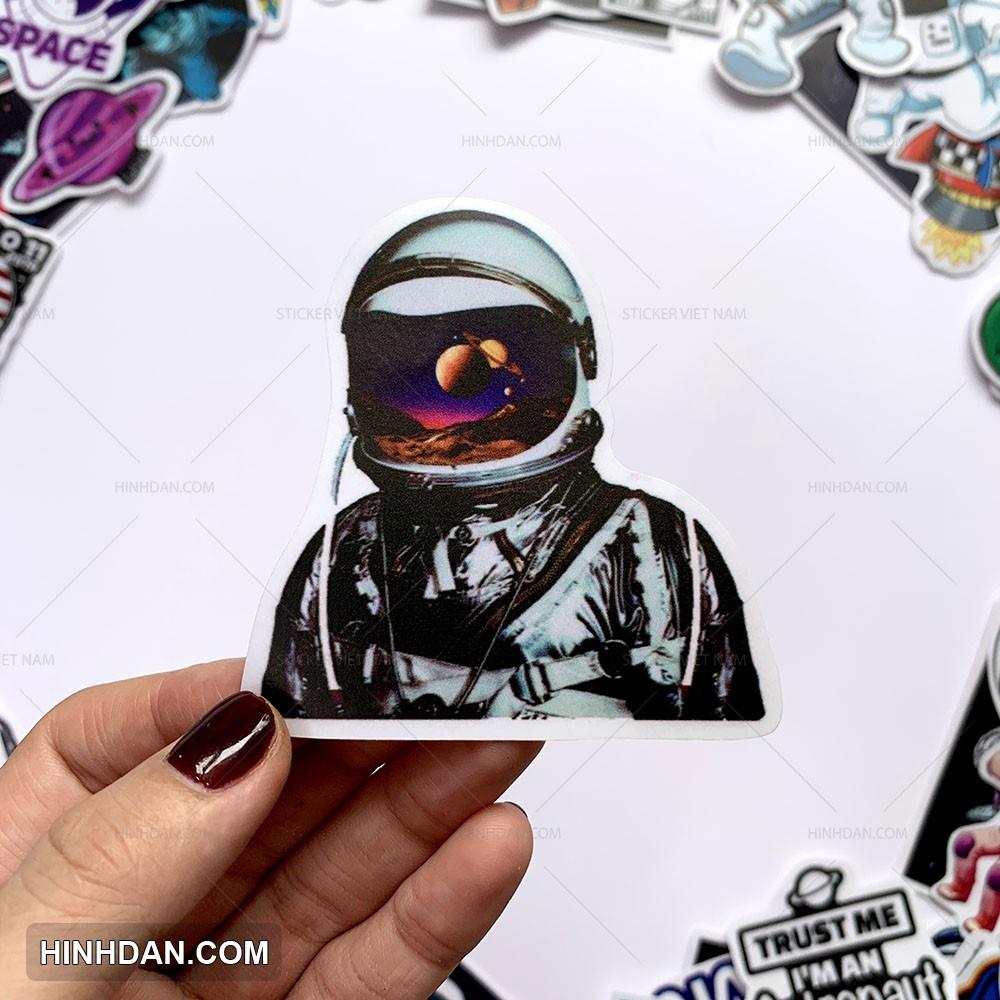 Sticker Phi Hành Gia - Astronaut - Dán Trang Trí - Chất Liệu PVC Cán Màng Chất Lượng Cao Chống Nước, Chống Nắng, Không Bong Tróc Phai Màu