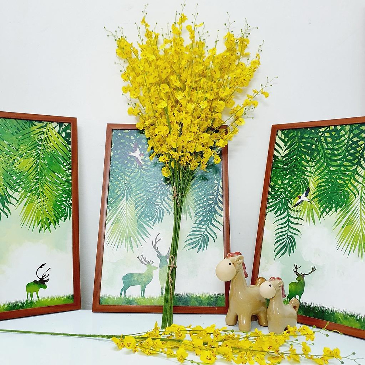 Cành hoa lan vũ nữ 8 nhánh màu vàng