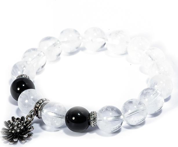 Vòng tay thạch anh ưu linh trắng 8mm mix mã não đen và charm hoa cúc bạc BRGC08M06 - VietGemstones