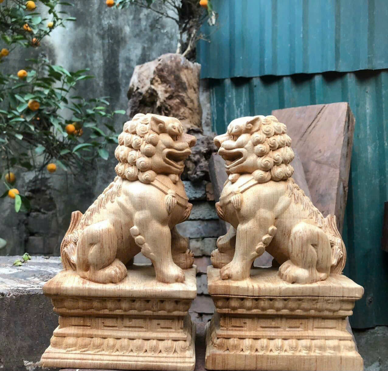 Tượng đôi nghê phong thủy hút tài lộc bằng gỗ ngọc am thơm nức kt cao 20×12×8cm