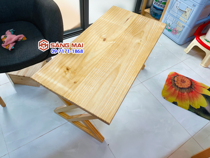 Sơn bóng gỗ dùng ngoài trời - Hộp 1kg - Sơn lau gỗ gốc nước: dễ sử dụng, không độc hại, an toàn cho sức khoẻ