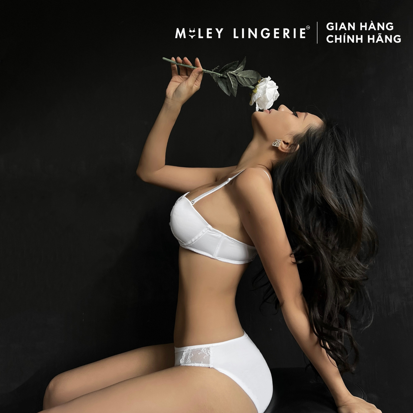 Bộ Đồ Lót Nữ Áo Cúp Ngang Và Quần Lót Thun Lạnh Phối Ren Charming Girl Miley Lingerie - BRM02_FMM05
