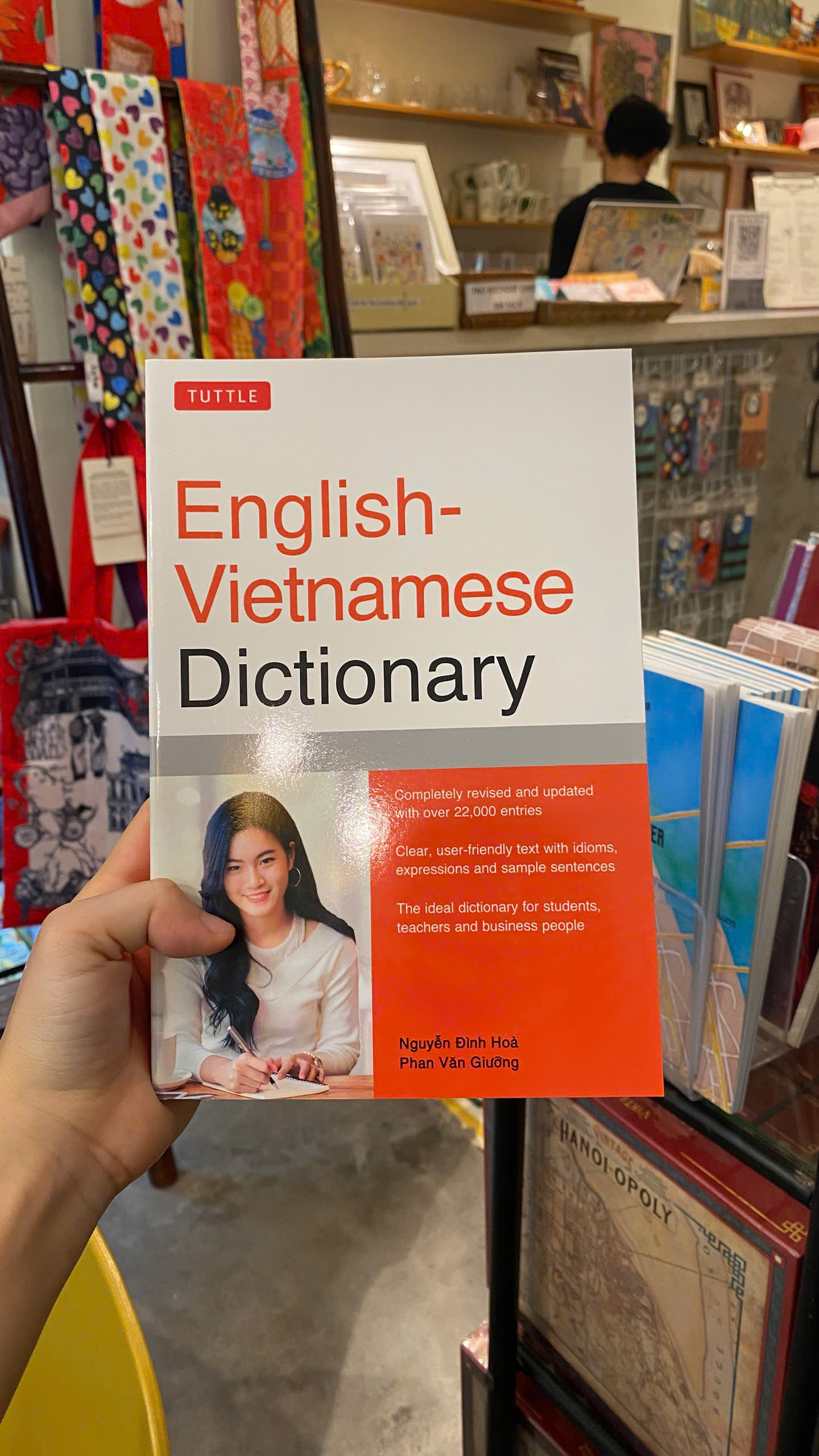 Sách - English-Vietnamese Dictionary | Từ điển Anh - Việt / Học Tiếng Việt / Sách Nhập khẩu
