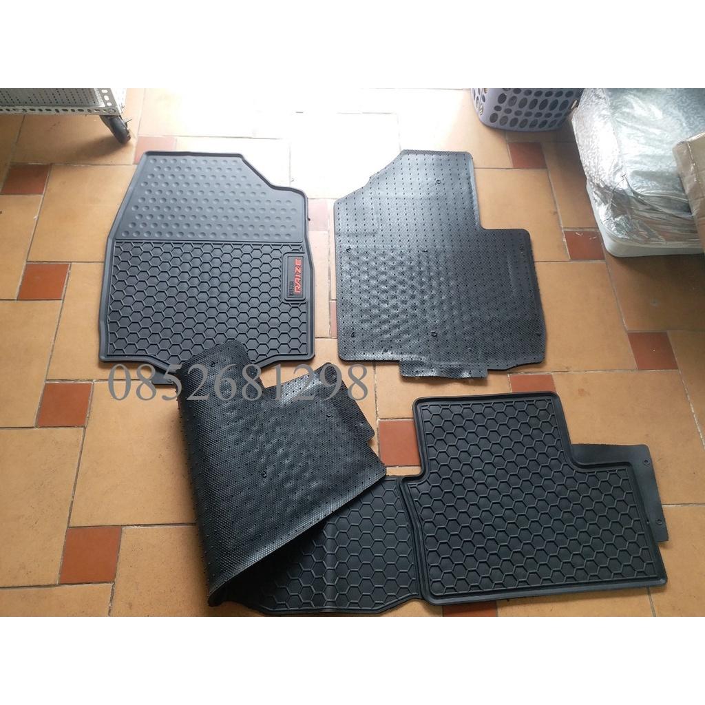 Bộ Thảm Lót sàn Caosu vân Tổ ong Cho Xe Toyota Raize 2021,2022,2023