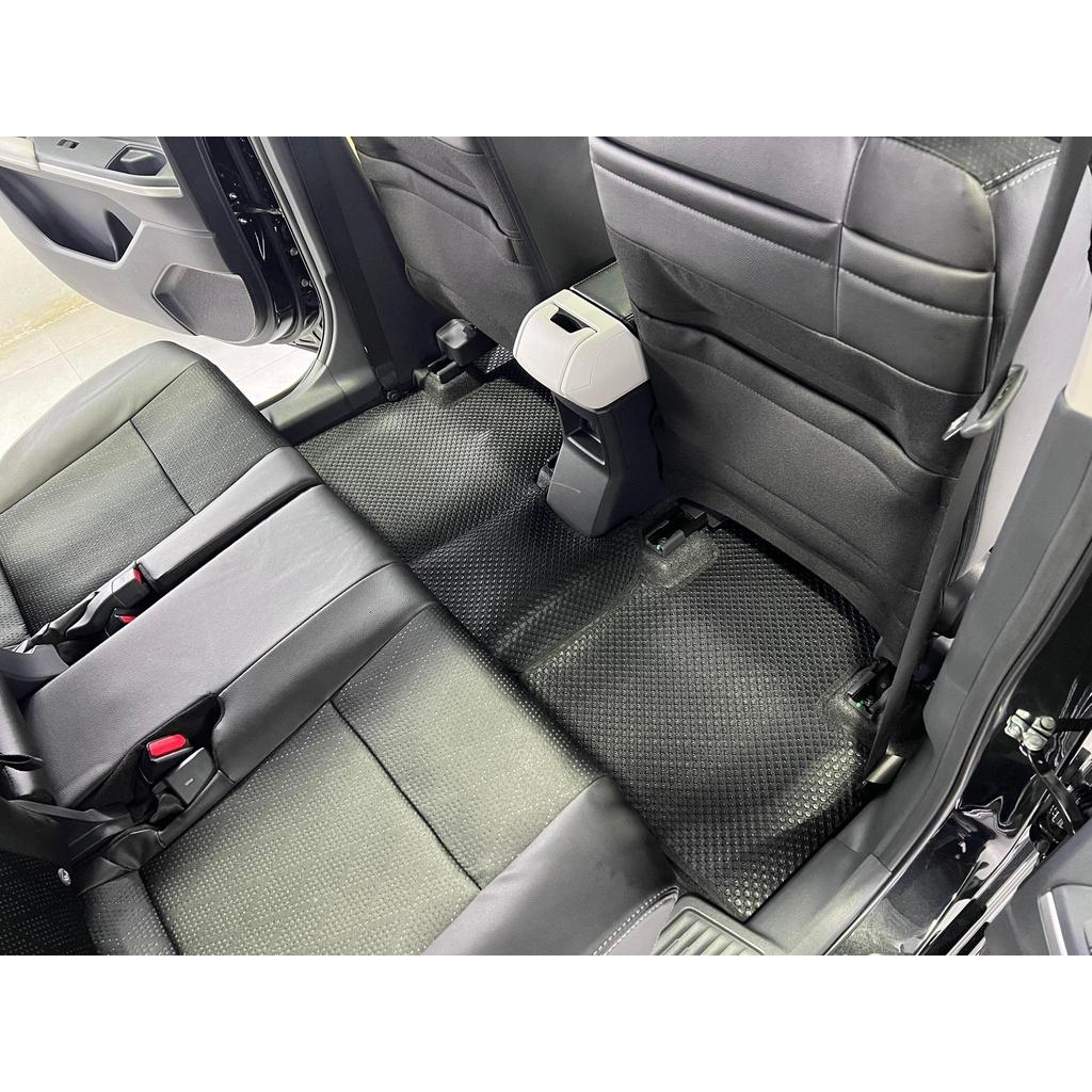 Thảm lót sàn ô tô KATA cho xe Toyota Veloz ( Avanza) (2022 - 2023)  - Khít với sàn xe, Chống trơn, Không mùi, Không ẩm mốc