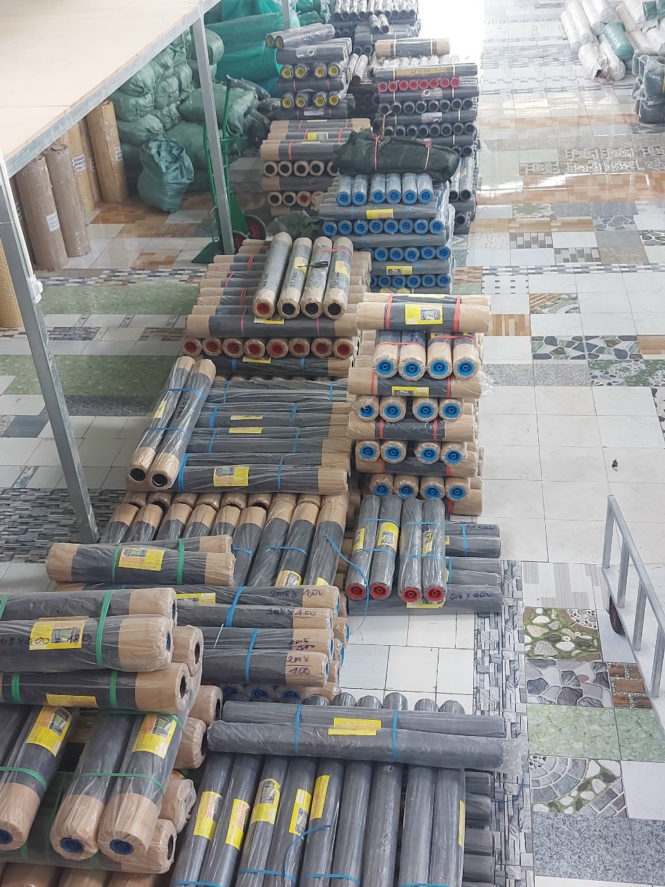 1 cây màng phủ nông nghiệp loai 90 cm
