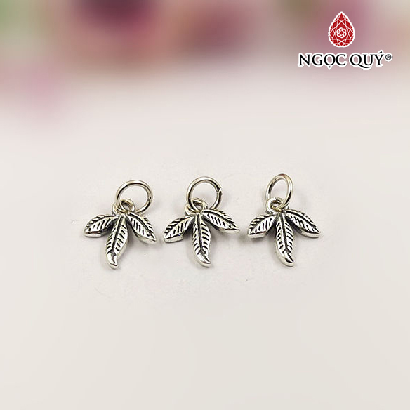 Charm bạc hình lá phong treo - Ngọc Quý Gemstones