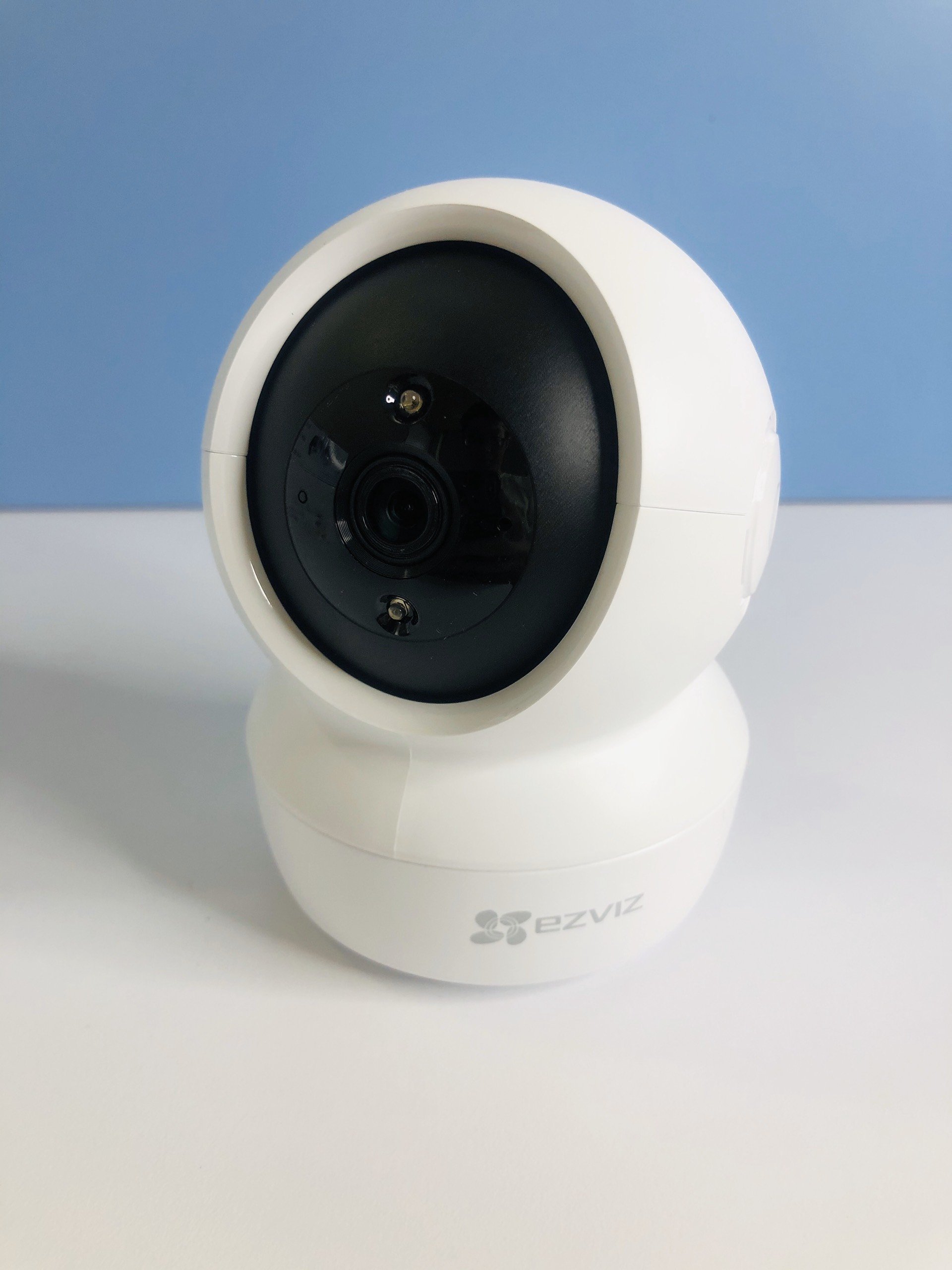 Camera IP Wifi Ezviz C6N 2MPX-Hàng Chính Hãng