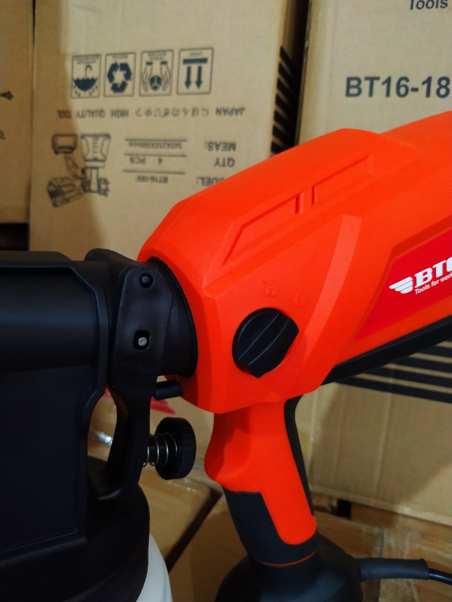 MÁY PHUN SƠN ĐIỆN CẦM TAY BTEC BT27-800 - HÀNG CHÍNH HÃNG