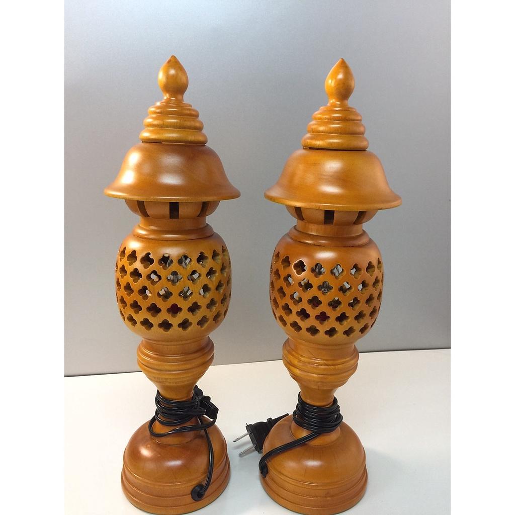 Đèn thờ bằng gỗ xà cừ hình quả dứa- KH12862