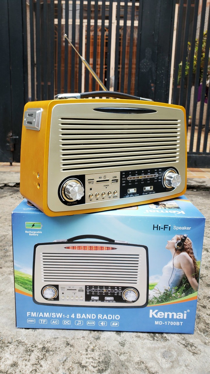 Đài FM Bluetooth MD-1700BT - Loa bluetooth kết hợp đài radio 4 băng tần FM, AM, SW1, SW2 - Phong cách cổ điển vintage - Vỏ gỗ sang trọng, bass trầm ấm - Đầy đủ kết nối Bluetooth, AUX, USB, SD card