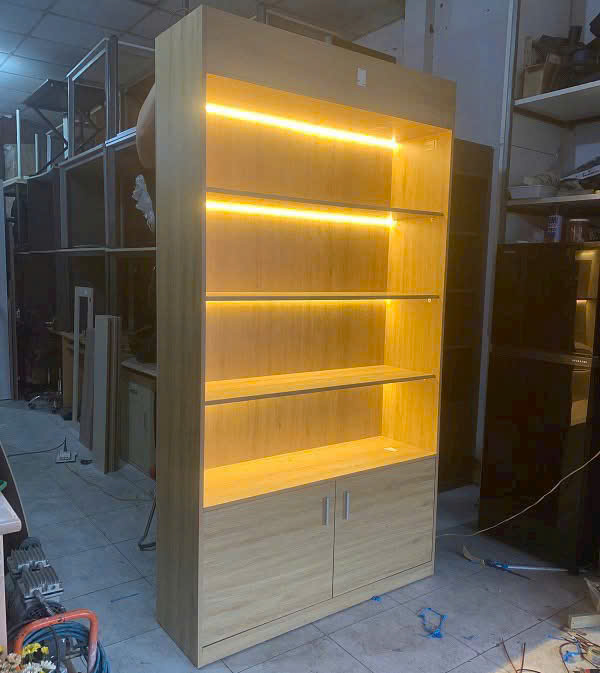 Tủ Gỗ Trưng Bày Juno Sofa Có LED Sang Trọng