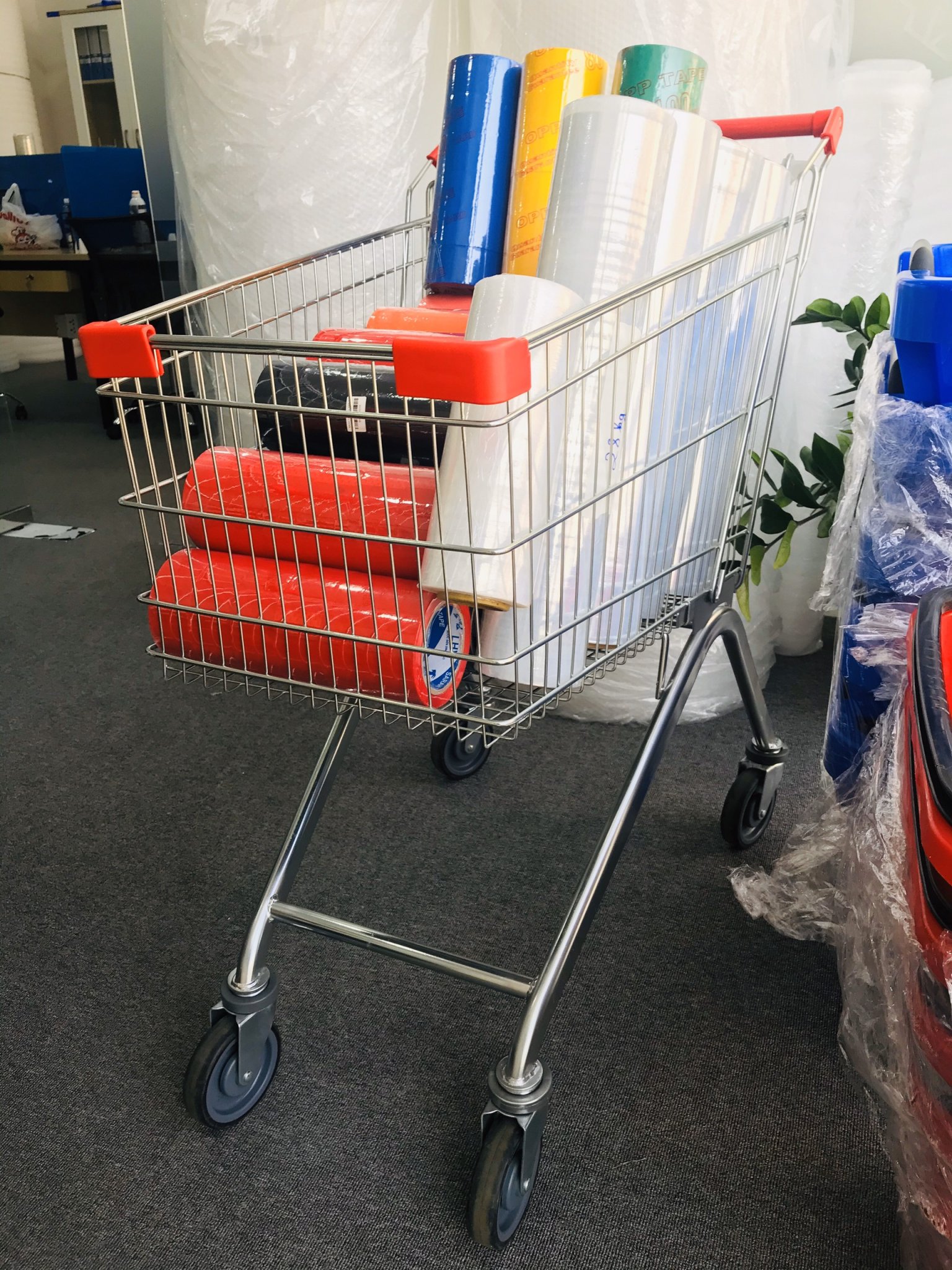 Màng PE Đen quấn hàng