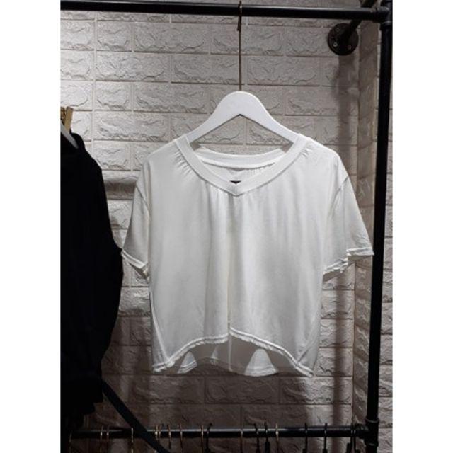 Áo thun croptop form rộng cổ tim