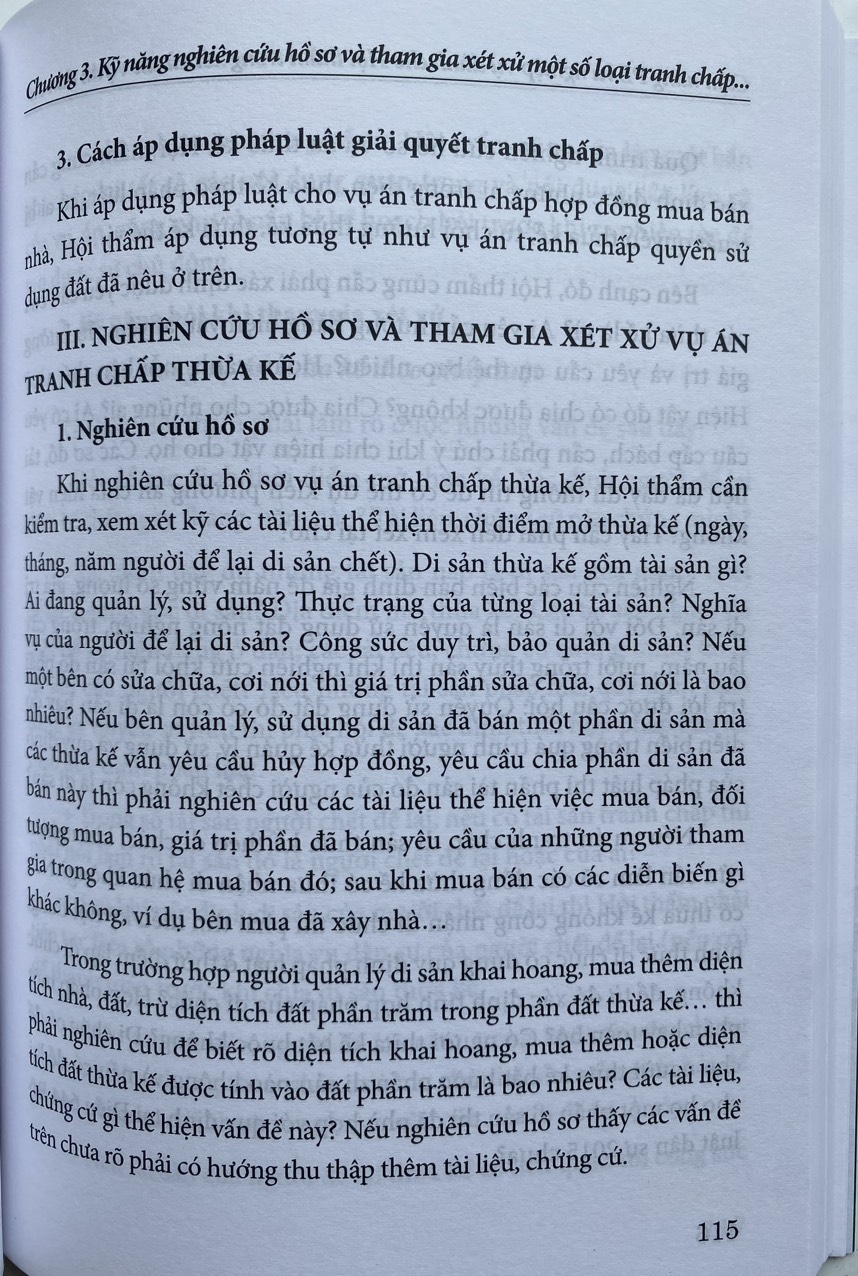 Cẩm Nang Pháp Luật Và Nghiệp Vụ Dành Cho Hội Thẩm Trong Xét Xử Các Vụ Án Dân Sự