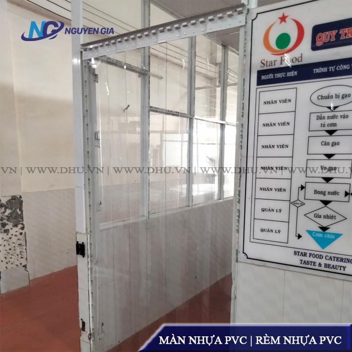 Rèm Nhựa PVC Ngăn Lạnh, Màn Cửa Bằng Nhựa Cho Các Cửa Có Chiều Cao 1,5m