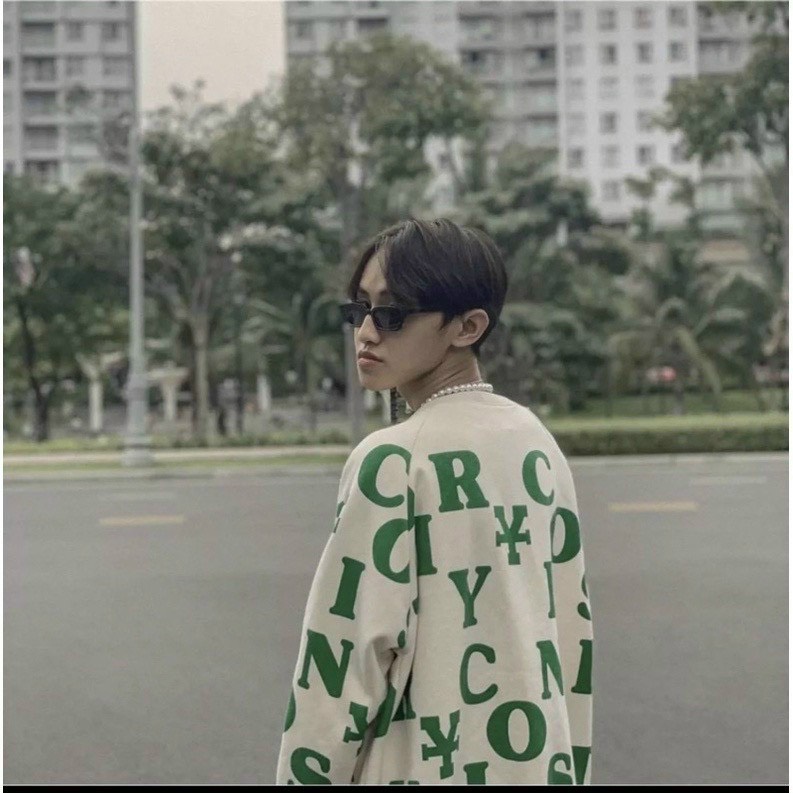 Áo khoác bomber nỉ nút