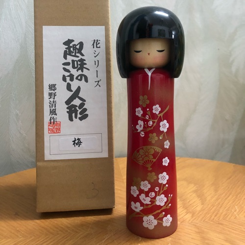 Búp bê gỗ Nhật Bản, búp bê Kokeshi, búp bê handmade của Nhật Bản cao 20cm