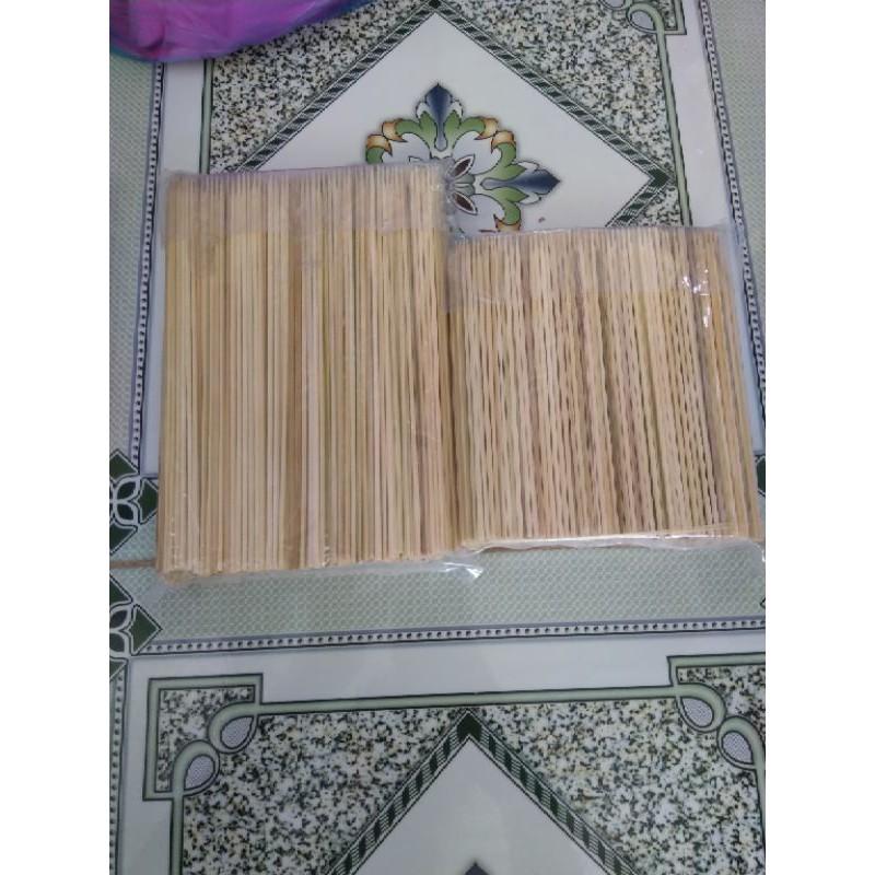 Xiên que tre nướng thịt