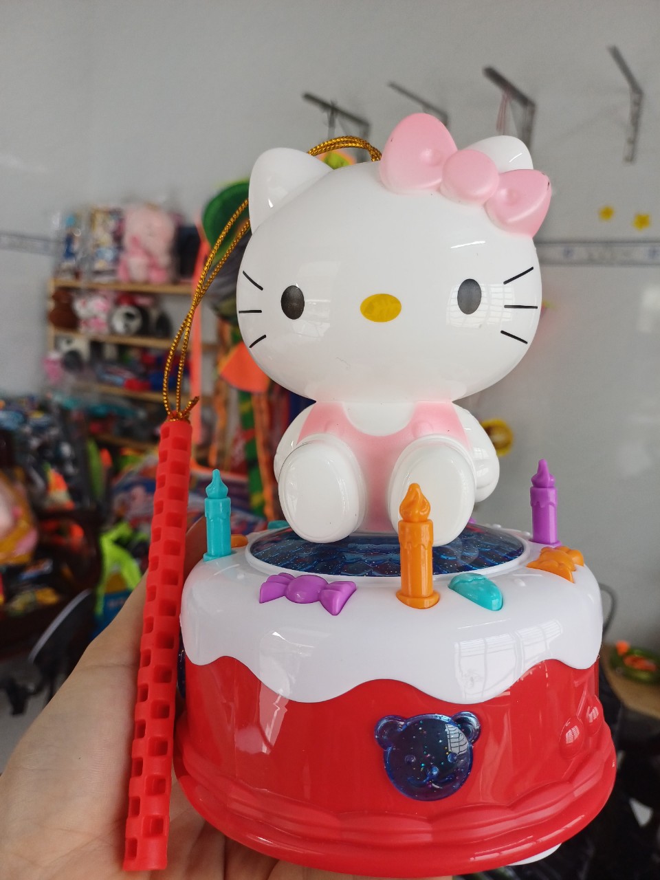 Lồng đèn trung thu kitty bánh sinh nhật