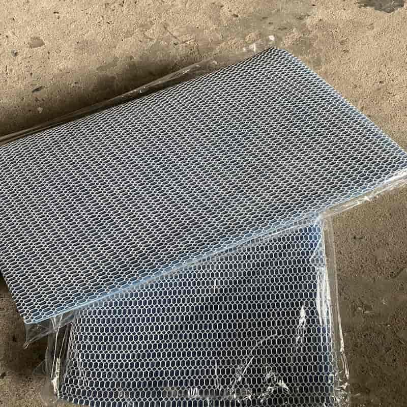 Bông Lọc Bể Cá 6D Là Một Thế Hệ Mới Của Hệ Thống Lọc Thô Thiết Kế Tổ Ong, Tăng Khả Năng Thoát Nước