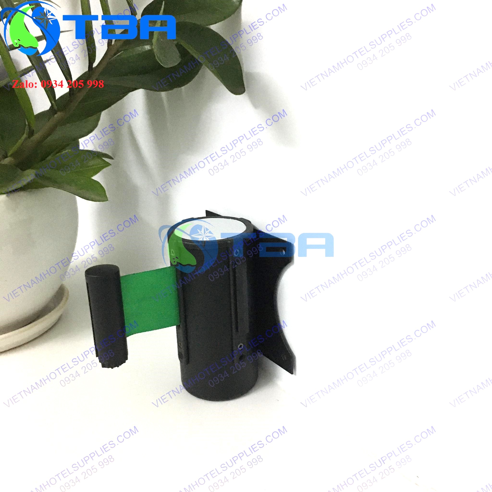 Đầu dây trụ chắn gắn tường 2m màu đen dây căng màu xanh lá chất lượng cao