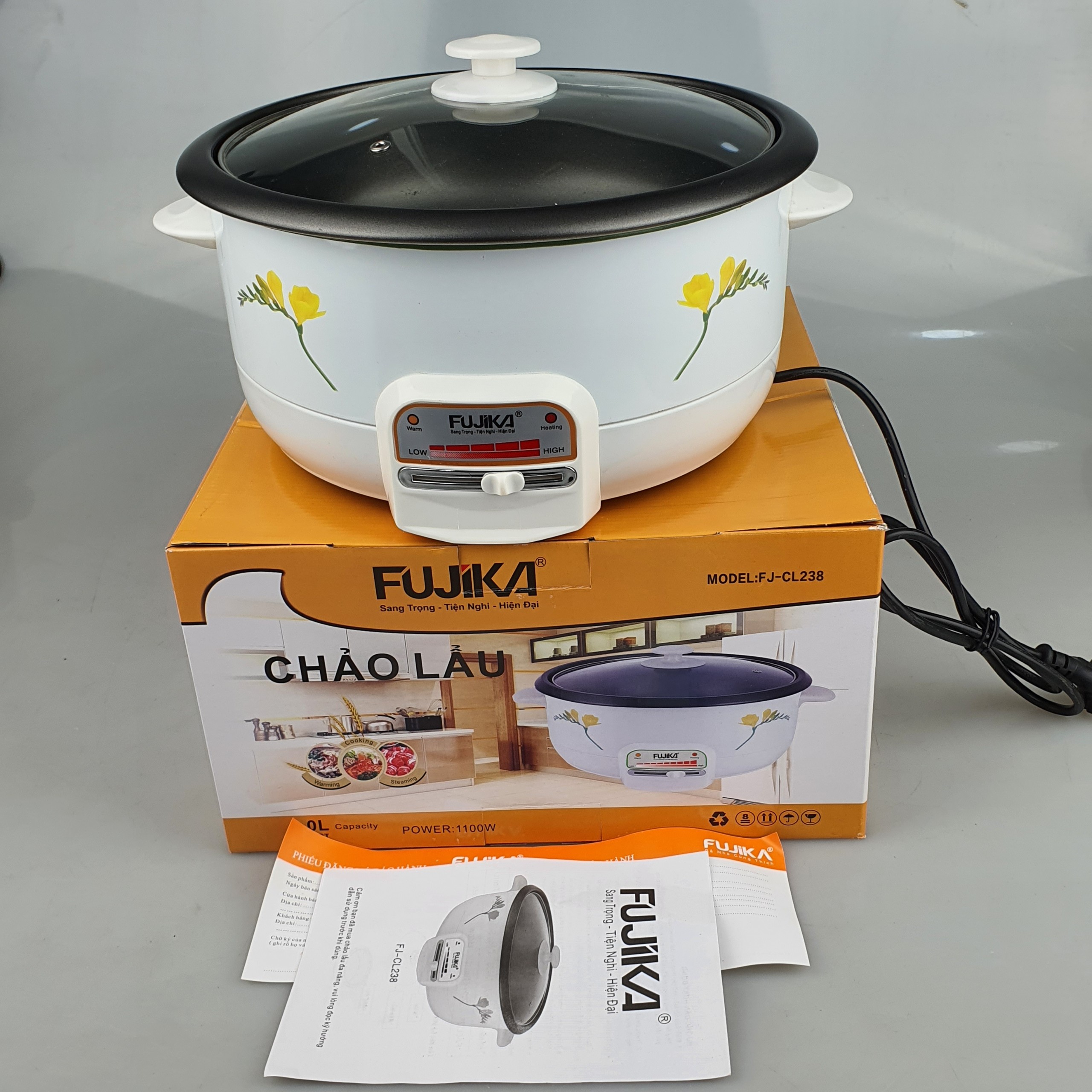 Nồi Lẩu Điện 3L Chống Dính Fujika FJ-CL238 Đa Năng Nắp Kính Công Suất 1100W -Hàng Chính Hãng